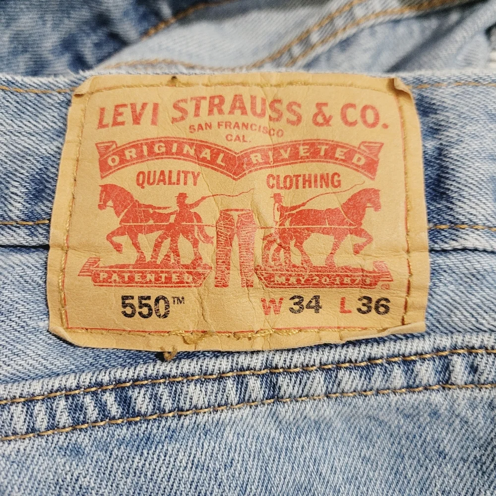 Levi’s 550 Relaxed Fit Jeans Men’s W34 L36 Light Wash 100% Cotton Denim - Picture 11 of 16